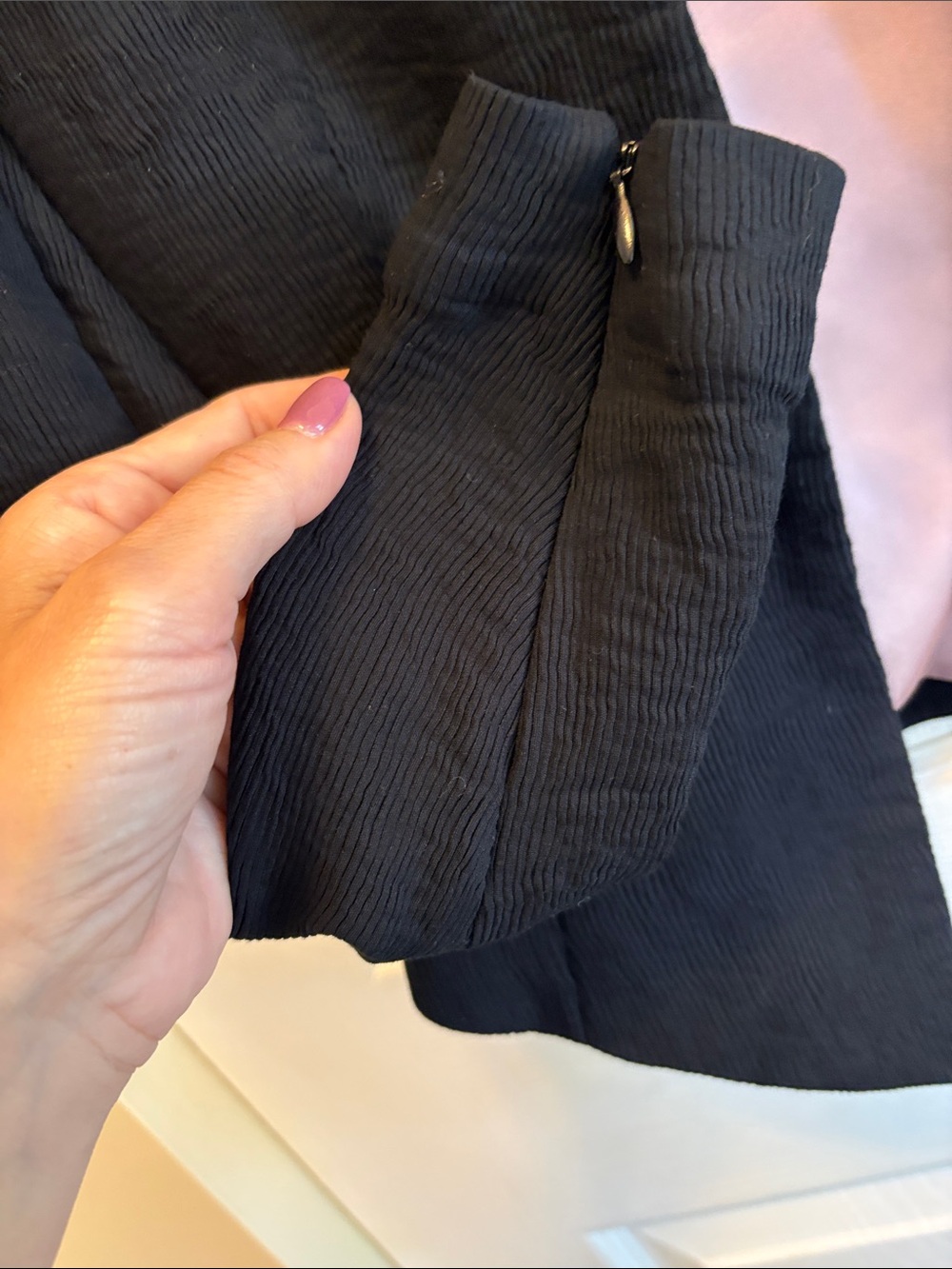 H&M Black Open-Front Blazer with Pink Satin Lining - Picture 7 of 11